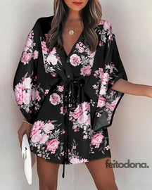 Vestido Manga Morcego Betty Preto Florido / P